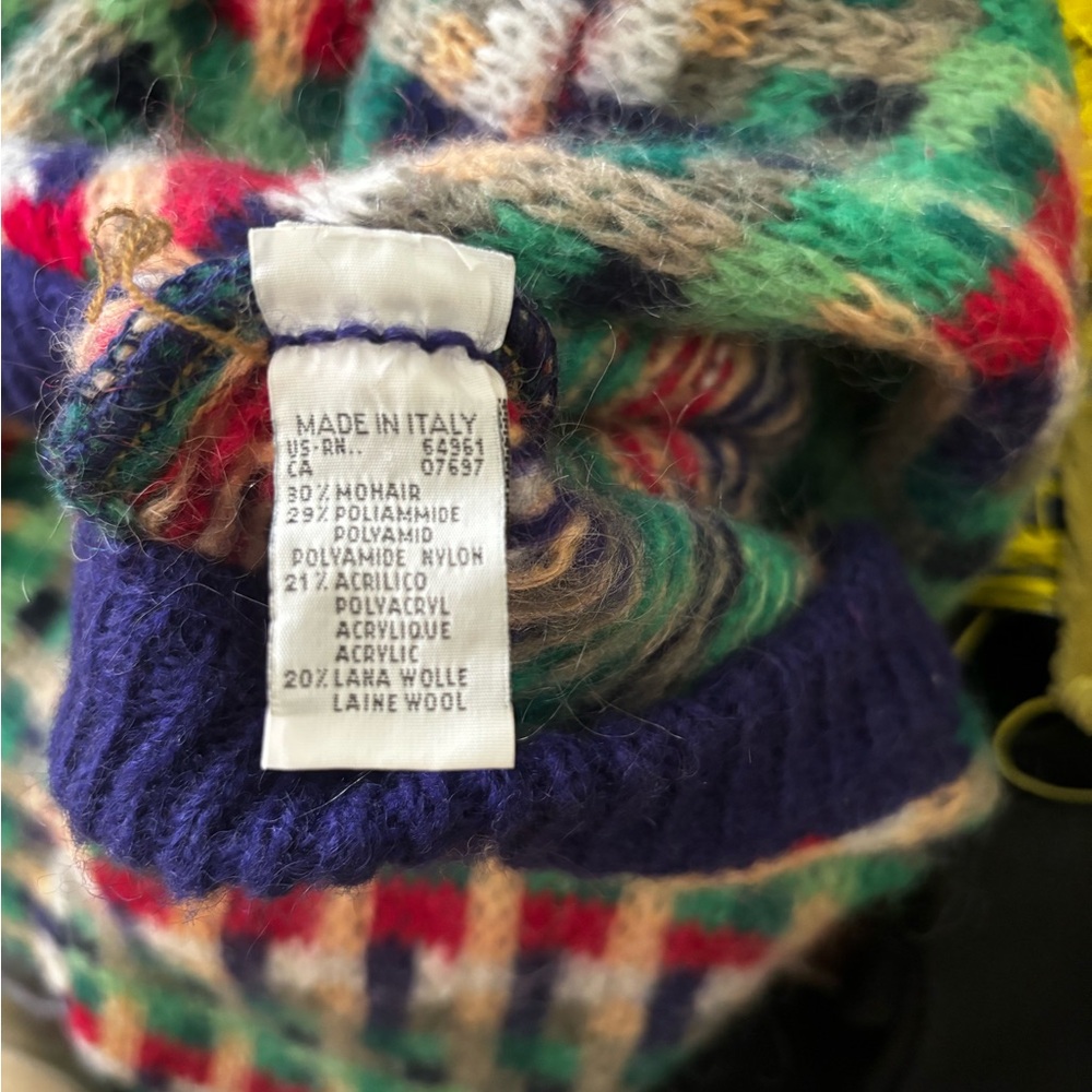 Vintage Benetton Cardigan Made in Italy See Measurements - Picture 9 of 9